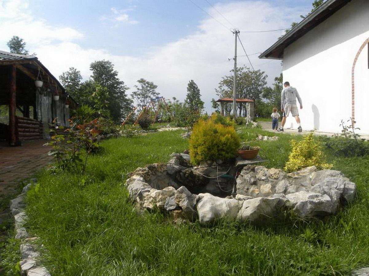 לינה וארוחת בוקר דספוטובאץ Panorama Lomnica מראה חיצוני תמונה
